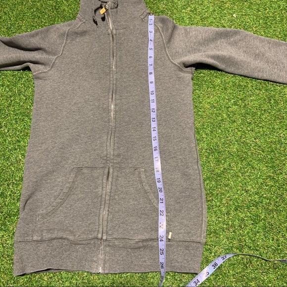 Aritzia TNA Hoodie - Picture 8 of 9